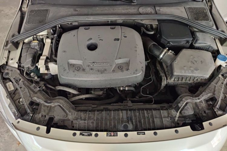 Used Volvo S60 2017 S60L T4 Smart Range Edition Engine Bay