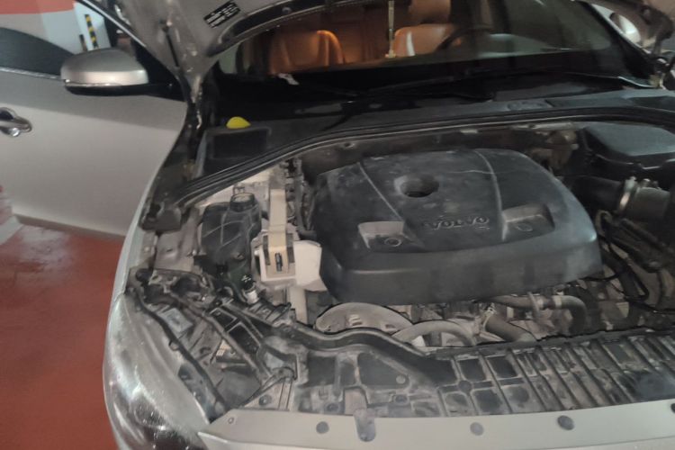 Used Volvo S60 2017 S60L T3 Smart Upgrade Edition Engine Bay Right