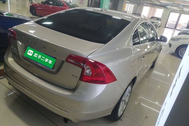 Used Volvo S60 2017 S60L T4 Smart Range Edition Exterior 5