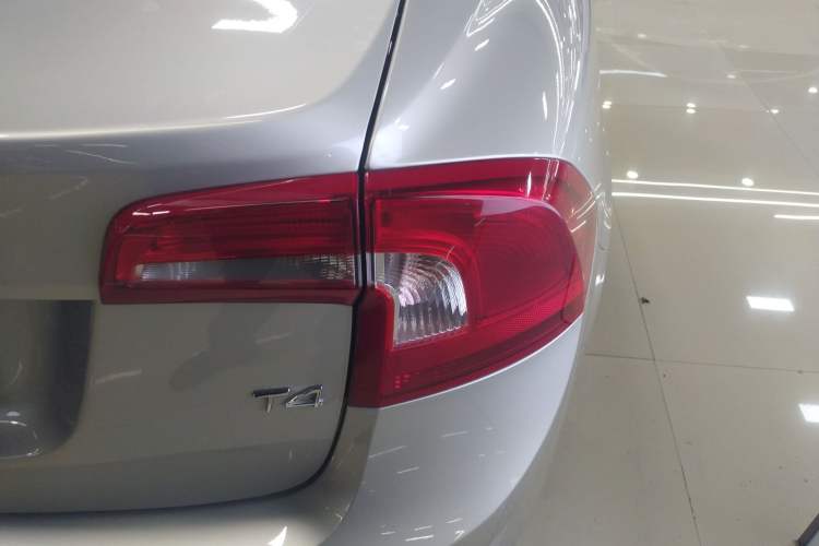 Used Volvo S60 2017 S60L T4 Smart Range Edition Exterior 6