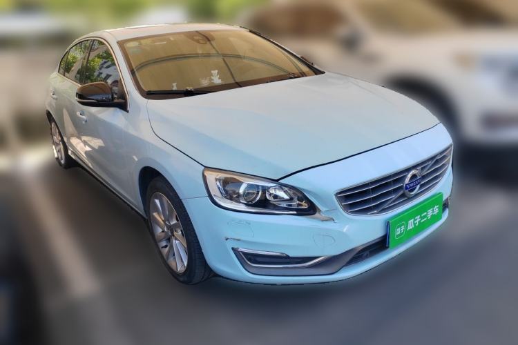 Used Volvo S60 2017 S60L T4 Smart Range Edition Front Right 45 Deg