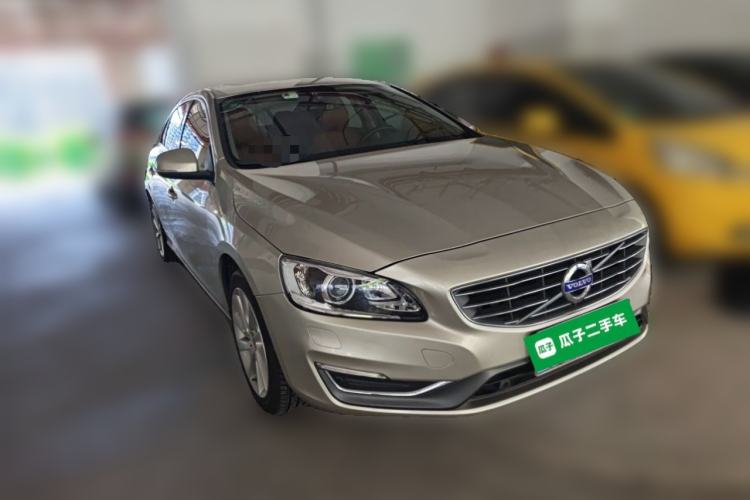 Used Volvo S60 2017 S60L T4 Smart Range Edition Front Right 45 Deg