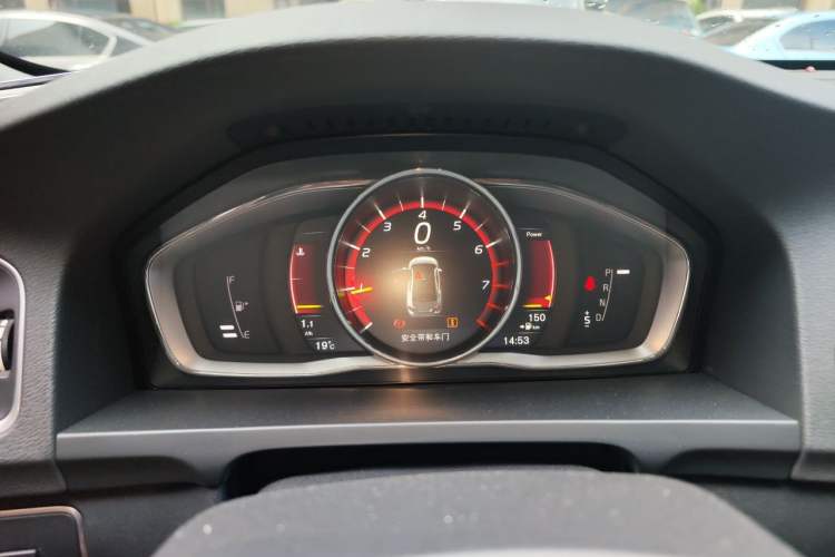 Used Volvo S60 2017 S60L T4 Smart Range Edition Instrument Cluster