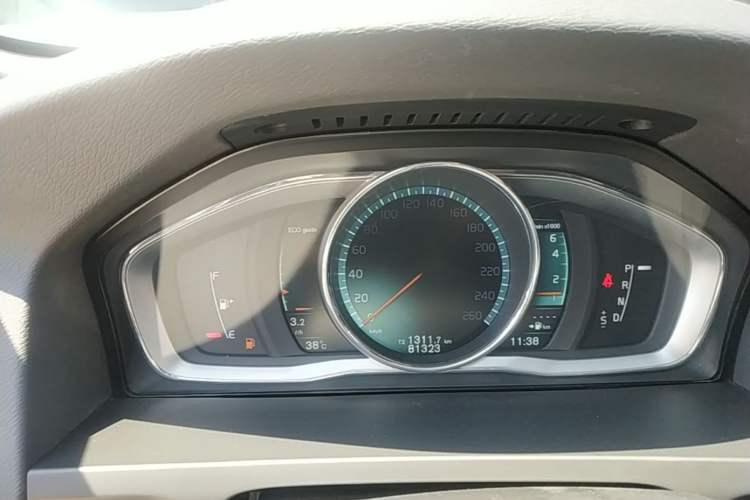 Used Volvo S60 2017 S60L T4 Smart Range Edition Instrument Cluster