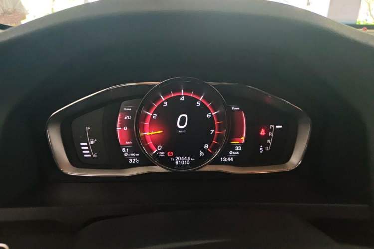 Used Volvo S60 2017 S60L T4 Smart Range Edition Instrument Cluster