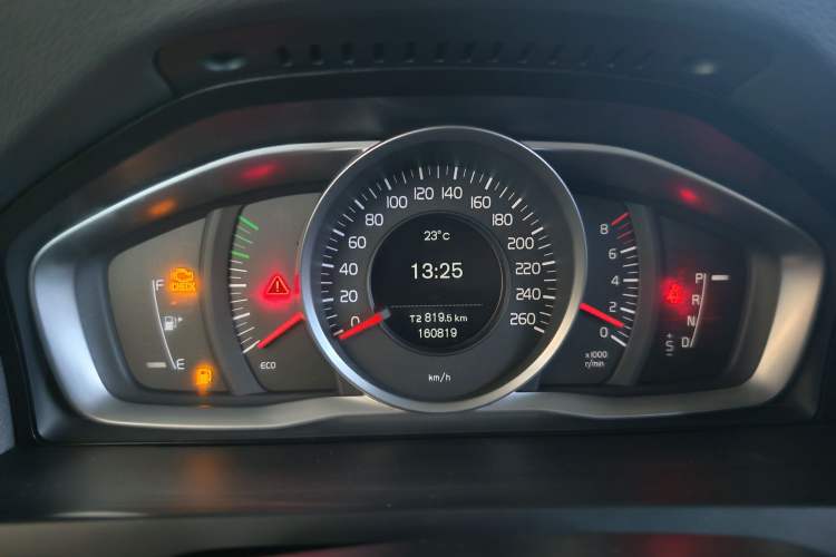 Used Volvo S60 2017 S60L T3 Smart Upgrade Edition Instrument Cluster