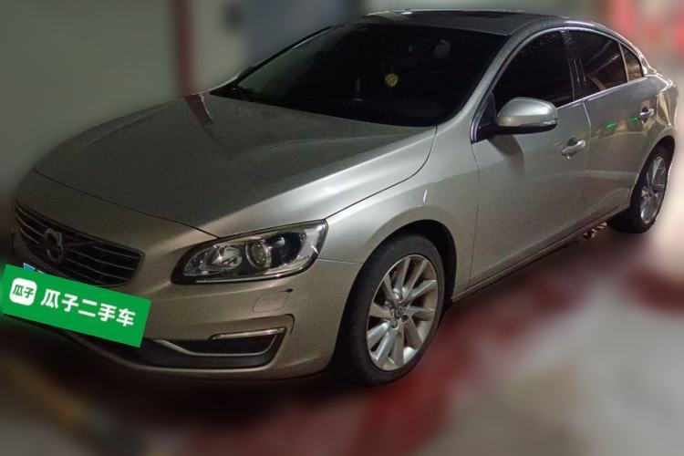 Used Volvo S60 2017 S60L T4 Smart Range Edition Guazi used car, China used car export, Used car for sale, Used cars, Cheapest cars for sale