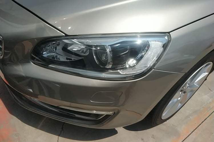 Used Volvo S60 2017 S60L T4 Smart Range Edition Left Front Headlight