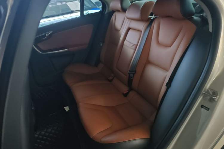 Used Volvo S60 2017 S60L T3 Smart Upgrade Edition Left Rear Seat