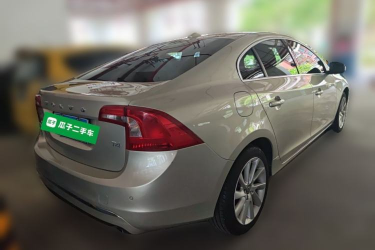 Used Volvo S60 2017 S60L T4 Smart Range Edition Rear Right 45 Deg