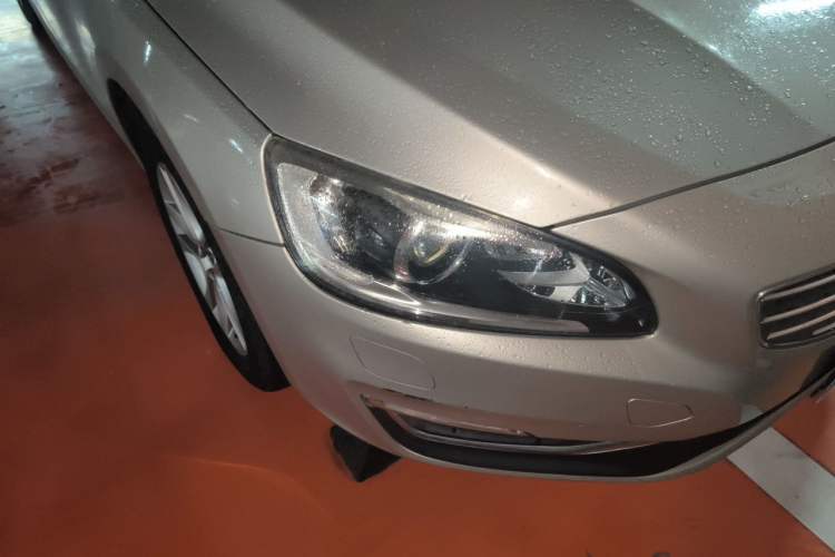 Used Volvo S60 2017 S60L T3 Smart Upgrade Edition Right Front Headlight