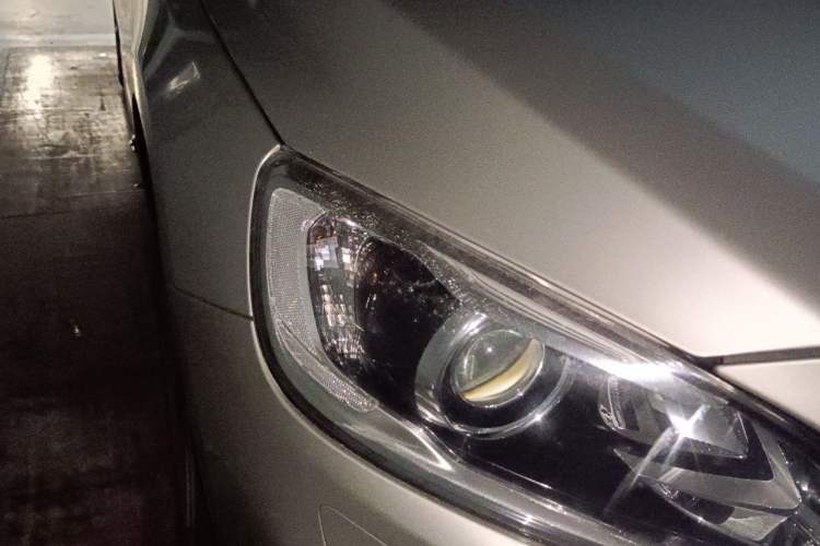 Used Volvo S60 2017 S60L T4 Smart Range Edition Right Front Headlight