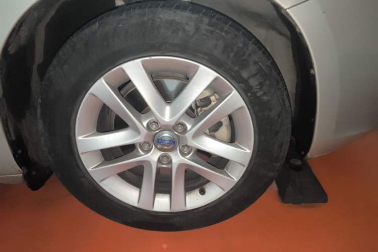 Used Volvo S60 2017 S60L T3 Smart Upgrade Edition Right Front Wheel Hub