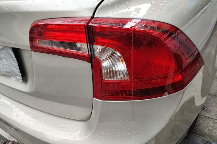 Used Volvo S60 2017 S60L T3 Smart Upgrade Edition Right Rear Taillight