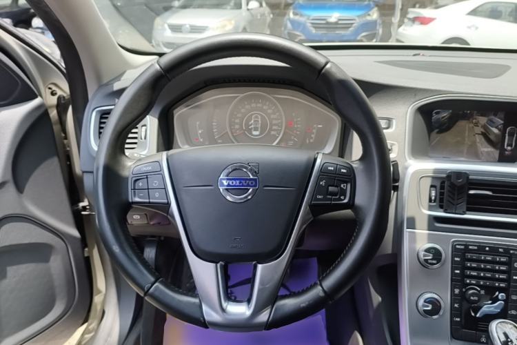 Used Volvo S60 2017 S60L T3 Smart Upgrade Edition Steering Wheel