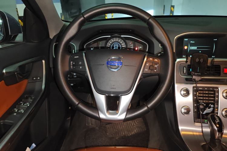 Used Volvo S60 2017 S60L T3 Smart Upgrade Edition Steering Wheel