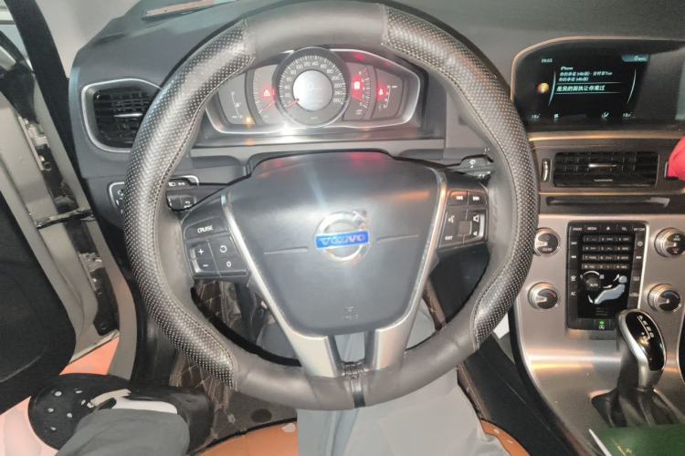 Used Volvo S60 2017 S60L T3 Smart Upgrade Edition Steering Wheel