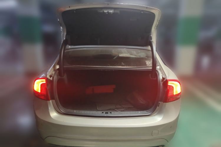 Used Volvo S60 2017 S60L T3 Smart Upgrade Edition Trunk