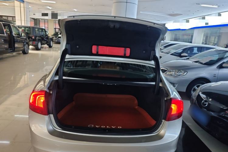 Used Volvo S60 2017 S60L T3 Smart Upgrade Edition Trunk