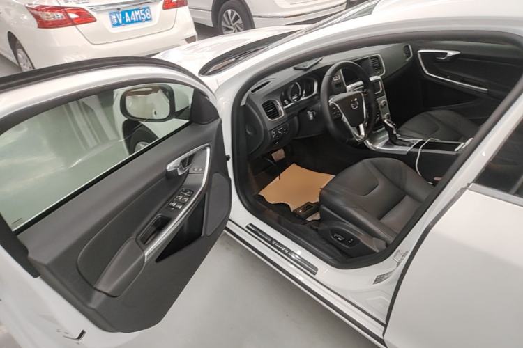 Used Volvo S60 2017 S60L T5 Intelligent Drive Edition Driver Seat