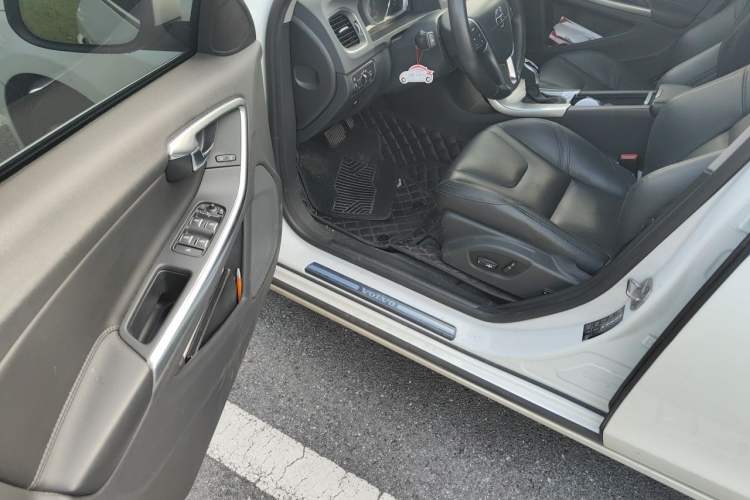 Used Volvo S60 2017 S60L T5 Intelligent Drive Edition Driver Seat