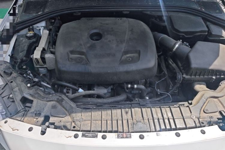 Used Volvo S60 2017 S60L T4 Smart Range Edition Engine Bay
