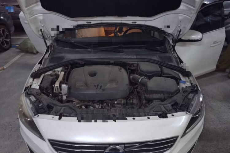 Used Volvo S60 2017 S60L T3 Smart Upgrade Edition Engine Bay