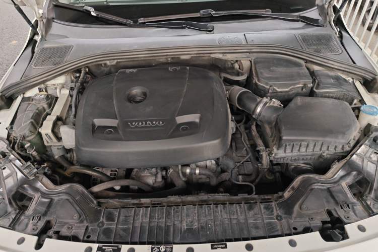 Used Volvo S60 2017 S60L T4 Smart Range Edition Engine Bay
