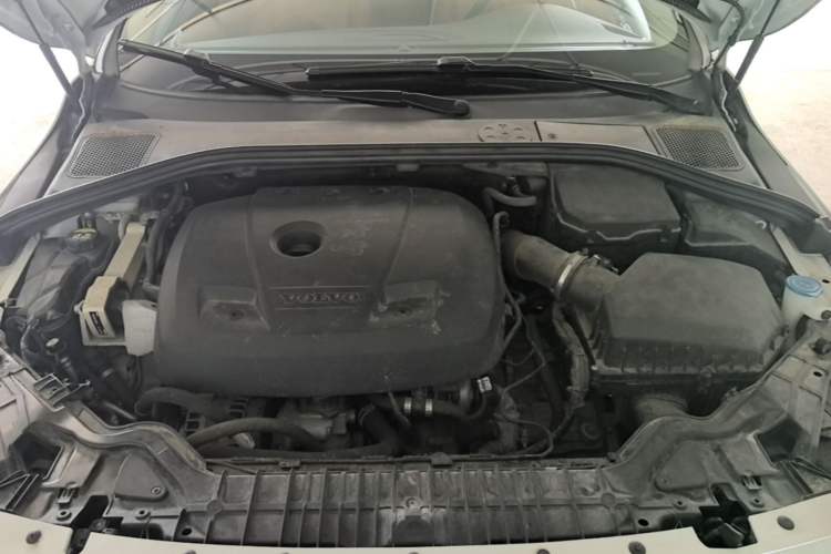 Used Volvo S60 2017 S60L T3 Smart Upgrade Edition Engine Bay