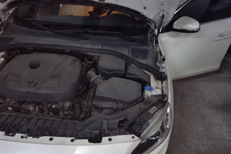 Used Volvo S60 2017 S60L T3 Smart Upgrade Edition Engine Bay Left
