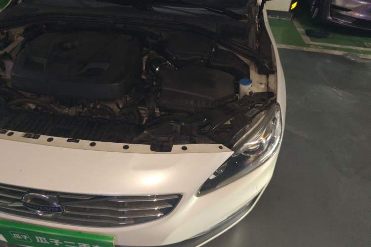 Used Volvo S60 2017 S60L T5 Intelligent Drive Edition Engine Bay Left