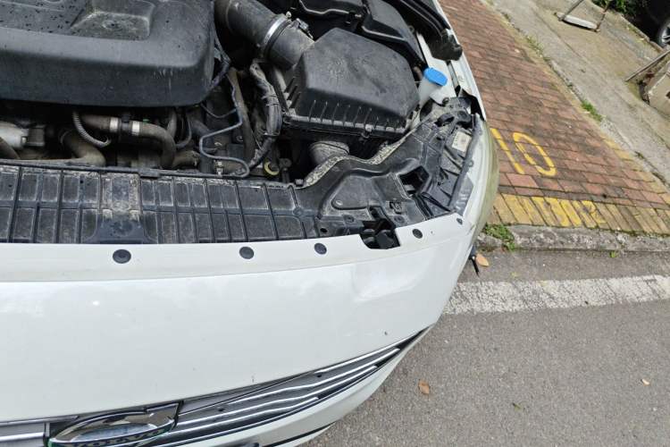 Used Volvo S60 2017 S60L T3 Smart Drive Edition Engine Bay Left