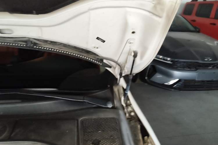 Used Volvo S60 2017 S60L T3 Smart Upgrade Edition Engine Bay Left