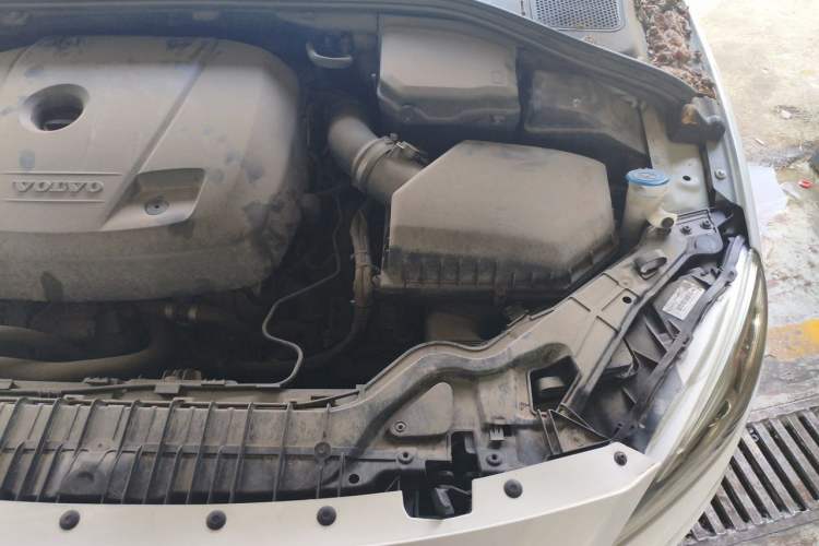 Used Volvo S60 2017 S60L T4 Smart Range Edition Engine Bay Left