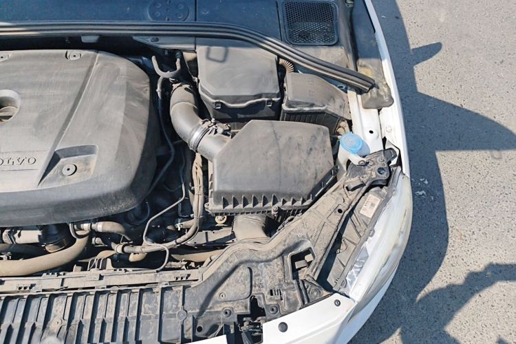 Used Volvo S60 2017 S60L T3 Smart Drive Edition Engine Bay Left