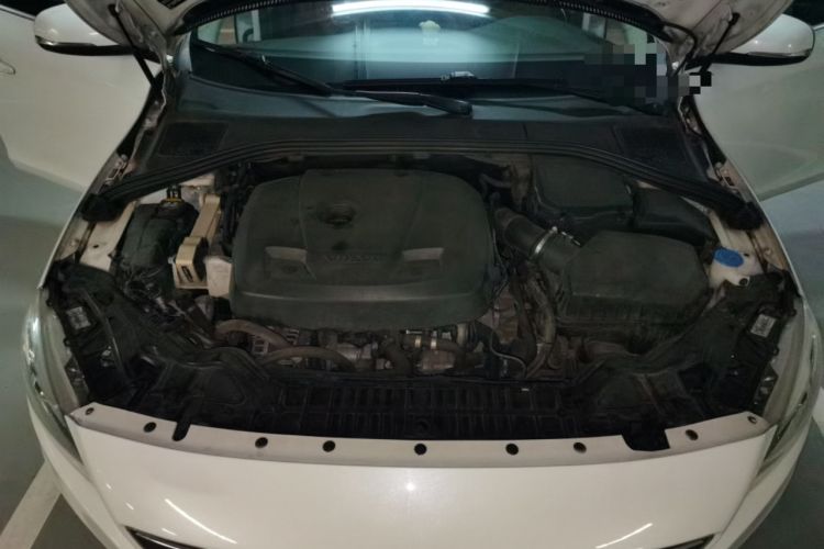 Used Volvo S60 2017 S60L T3 Smart Upgrade Edition Engine Bay