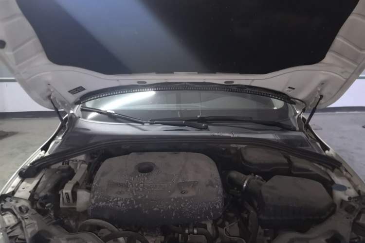Used Volvo S60 2017 S60L T3 Smart Upgrade Edition Engine Bay