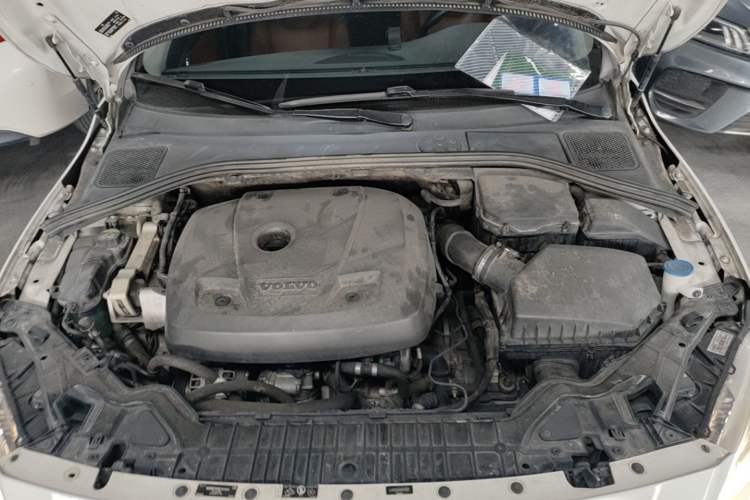 Used Volvo S60 2017 S60L T3 Smart Upgrade Edition Engine Bay