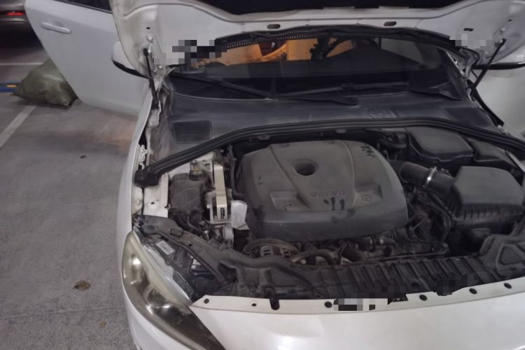 Used Volvo S60 2017 S60L T3 Smart Upgrade Edition Engine Bay Right