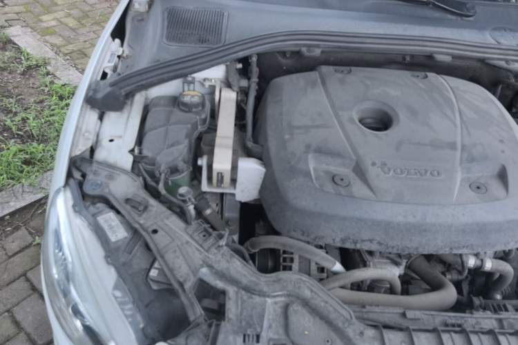 Used Volvo S60 2017 S60L T5 Intelligent Drive Edition Engine Bay Right