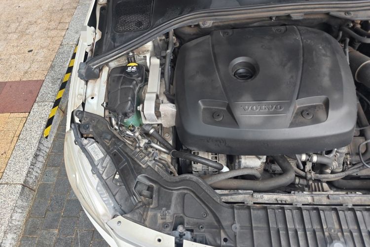 Used Volvo S60 2017 S60L T3 Smart Upgrade Edition Engine Bay Right