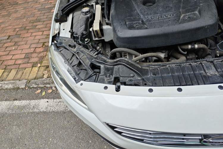Used Volvo S60 2017 S60L T3 Smart Drive Edition Engine Bay Right