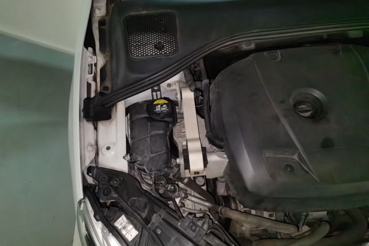 Used Volvo S60 2017 S60L T3 Smart Upgrade Edition Engine Bay Right
