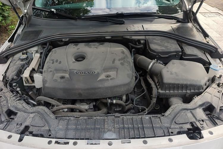 Used Volvo S60 2017 S60L T3 Smart Upgrade Edition Engine Bay