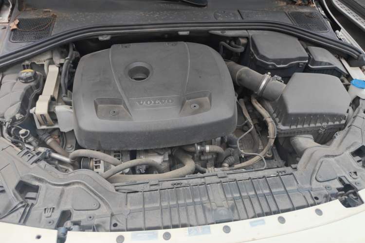 Used Volvo S60 2017 S60L T5 Intelligent Drive Edition Engine Bay