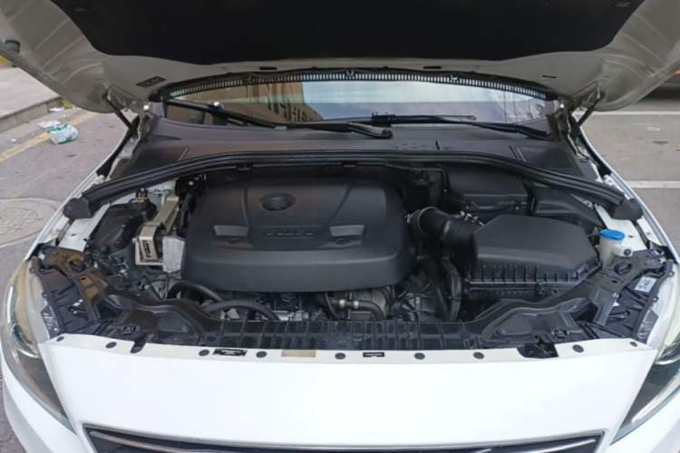 Used Volvo S60 2017 S60L T5 Intelligent Drive Edition Engine Bay