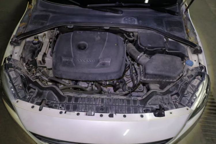 Used Volvo S60 2017 S60L T3 Smart Upgrade Edition Engine Bay