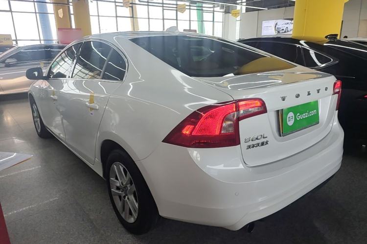 Used Volvo S60 2017 S60L T3 Smart Upgrade Edition Exterior 2