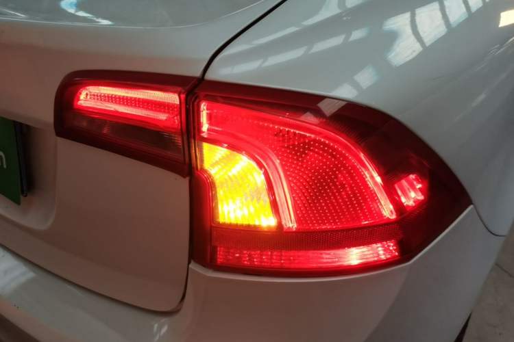 Used Volvo S60 2017 S60L T3 Smart Upgrade Edition Exterior 3