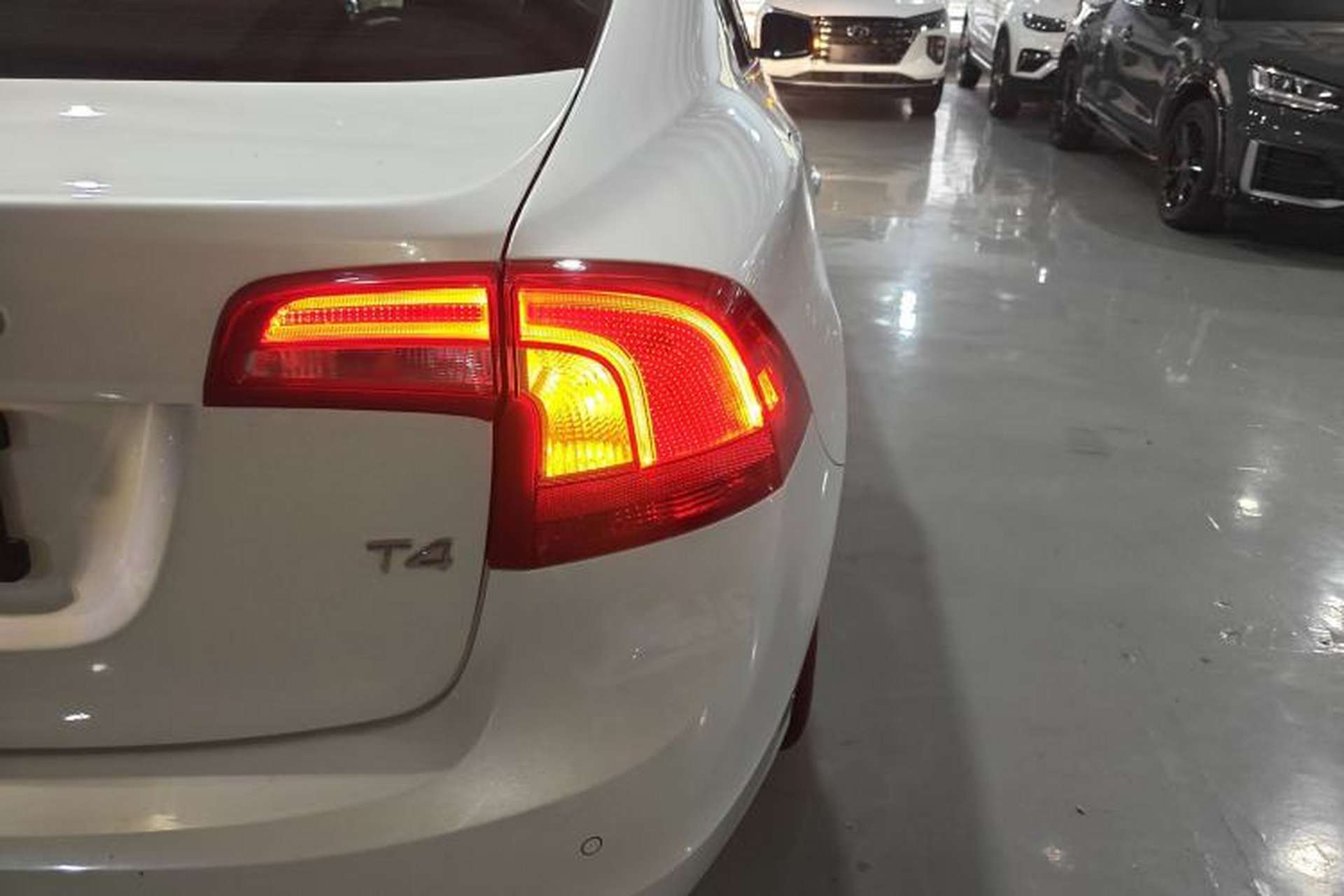 Used Volvo S60 2017 S60L T4 Smart Range Edition Exterior 3